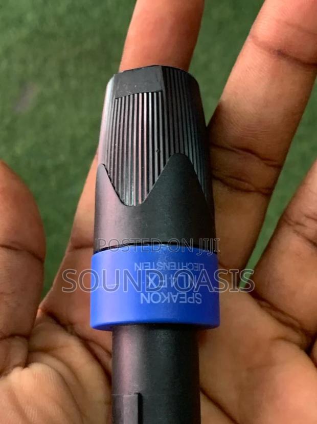 Neutrix Speakon Plugs (Blue) · Photo 4