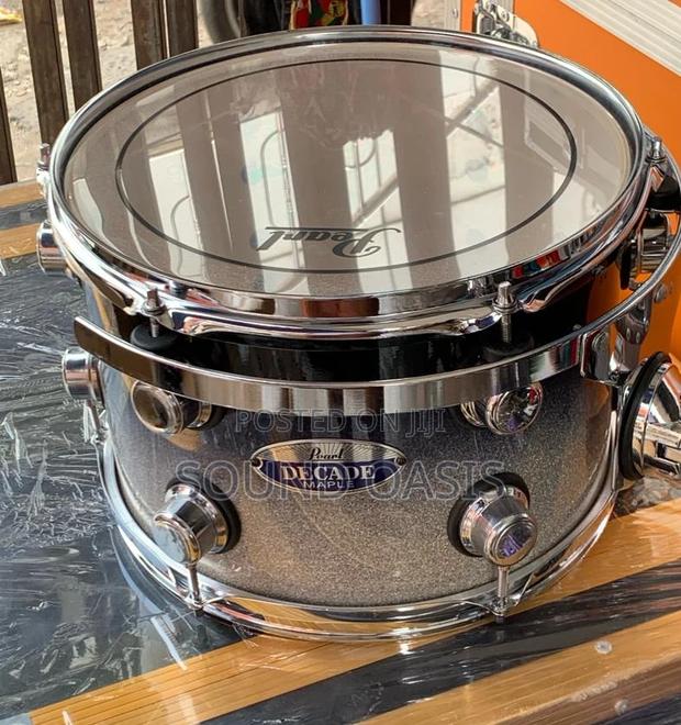 Pearl Decade Maple 5-Piece Drumset · Photo 3