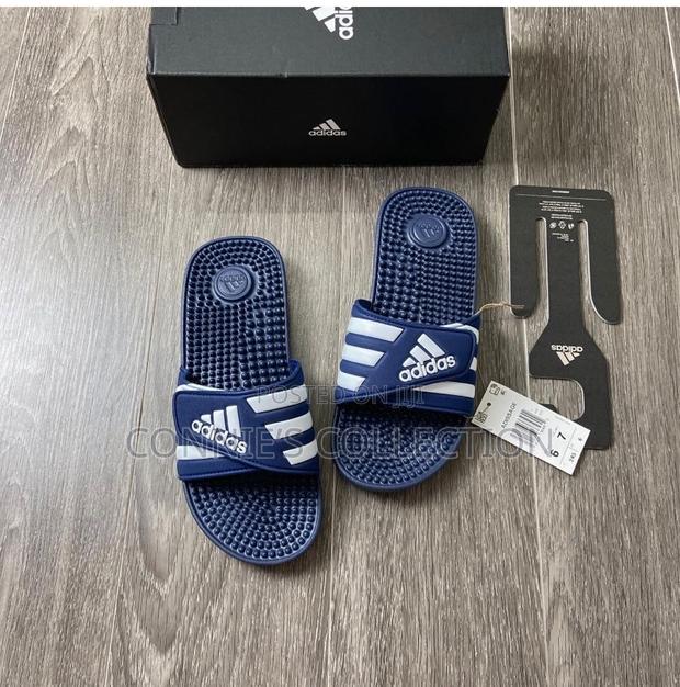 Adidas Slippers · Photo 3