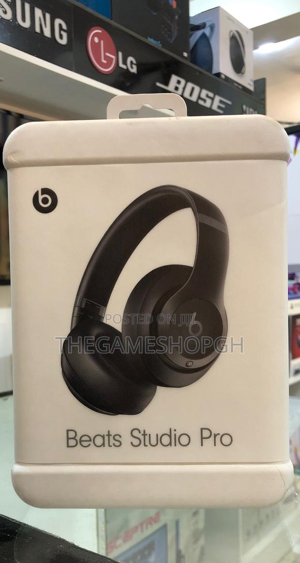 Beats Studio Pro Wireless Headphones · Photo 1