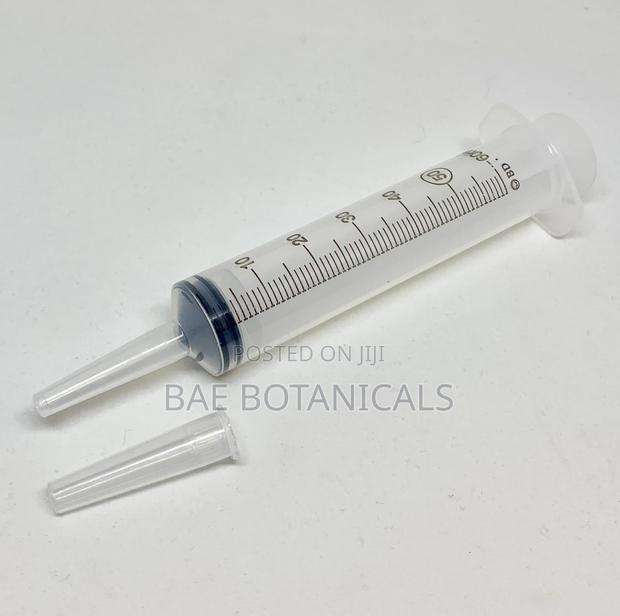 60ml Catheter Syringe · Photo 2