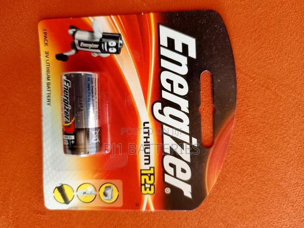 Energizer Cr123a Lithium 3V Battery · Photo 4