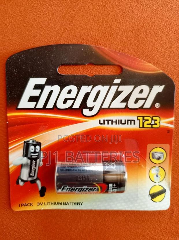 Energizer Cr123a Lithium 3V Battery · Photo 3