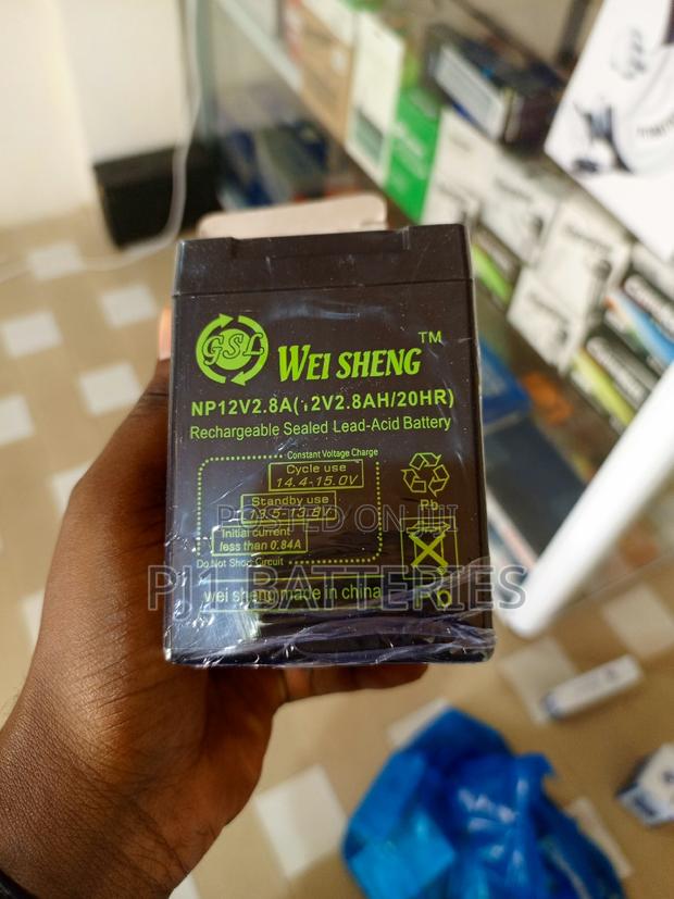 12v 2.8 AH BATTERY · Photo 3