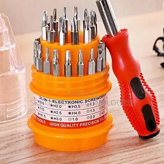 31 in 1 Screw Driver Set · Photo 2