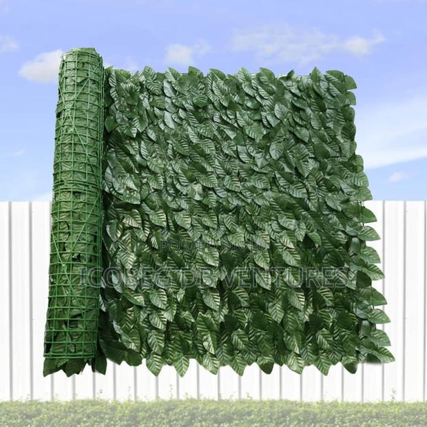 Backdrop Leaves/Artificial Leaves for Decorations