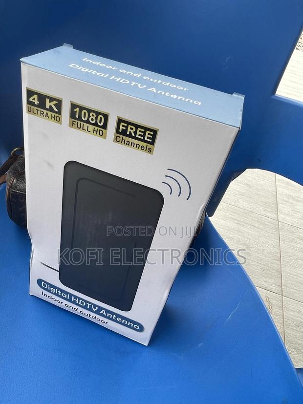 Outdoor <>Indoor Digital TV Antenna With Built-in Amplifier · Photo 2