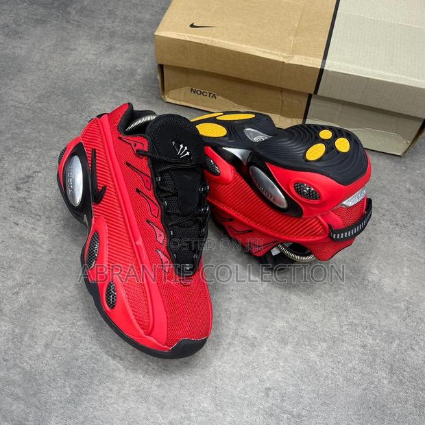Nike Nocta Crimsom Glide · Photo 3