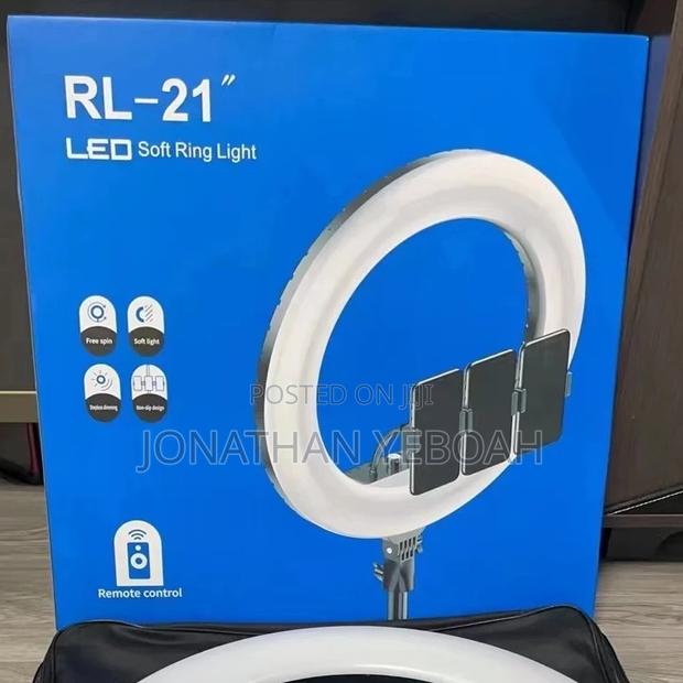 21inches Ringlight · Photo 3