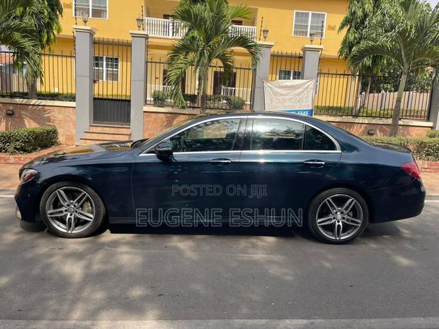 Mercedes-Benz E300 2018 Black