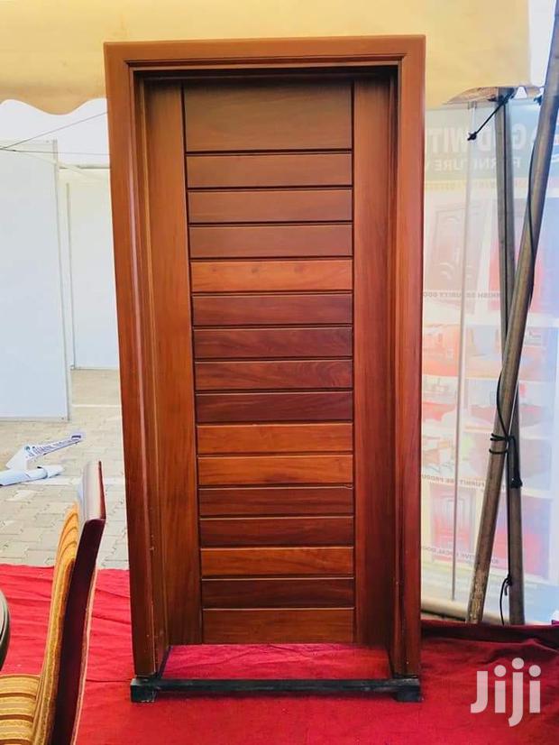 Wooden Door · Photo 2