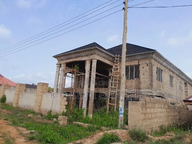 6bdrm House in K Fuseini Estate, Kumasi Metropolitan for sale