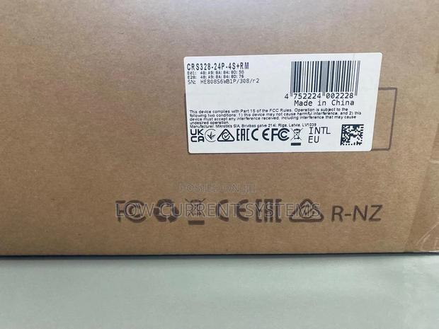 Crs328-24p-4s+Rm · Photo 3