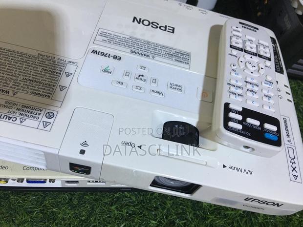 UK Ultra Slim Epson Projector photo 6