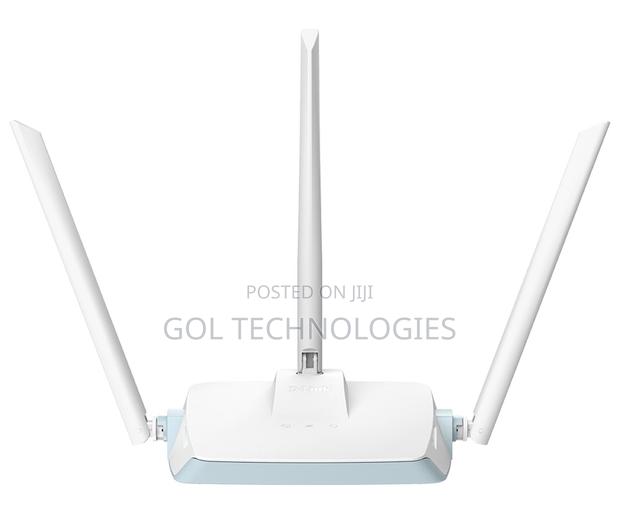 D-Link Pro AI RO4 N300 Smart Router photo 2