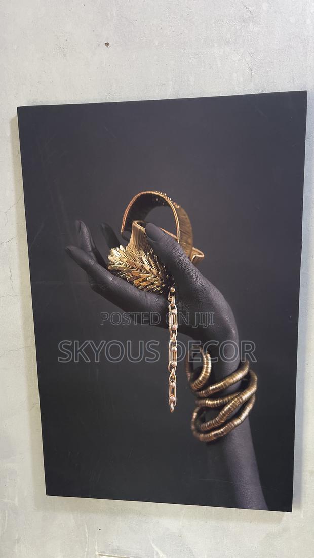 Wall Canvas · Photo 2