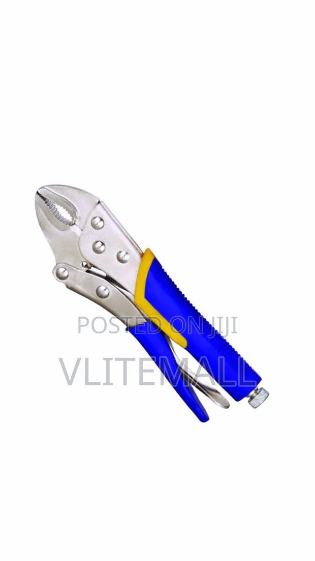10'' Locking Plier · Photo 4