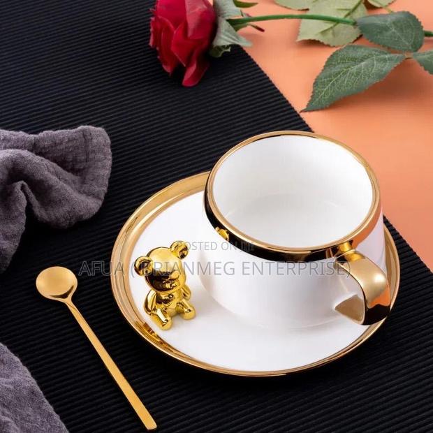Luxury Ceramic Coffee Mug With Underplate and Spoon.
