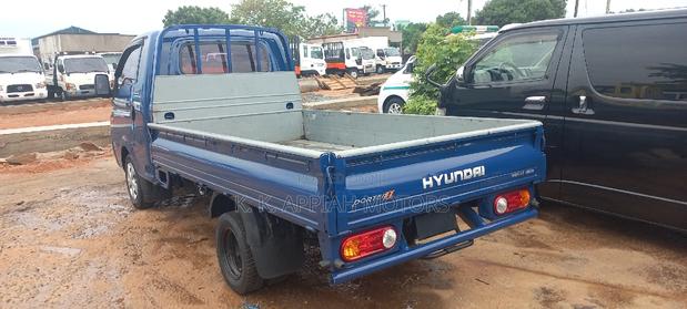 Hyundia Porter Truck photo 2