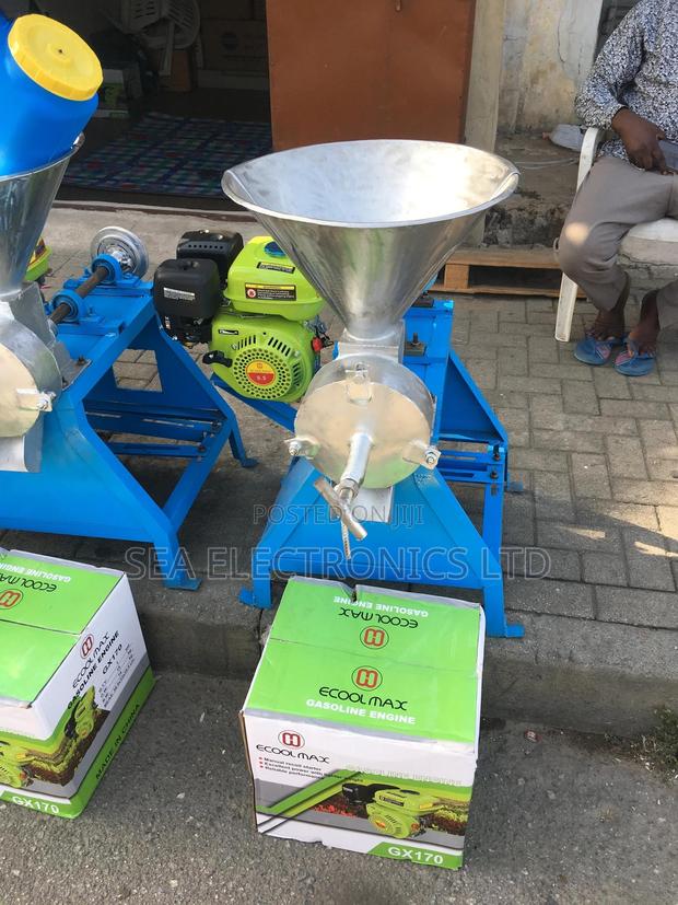 Grinding Machine For Pepper 🌶 Tomatoes · Photo 2