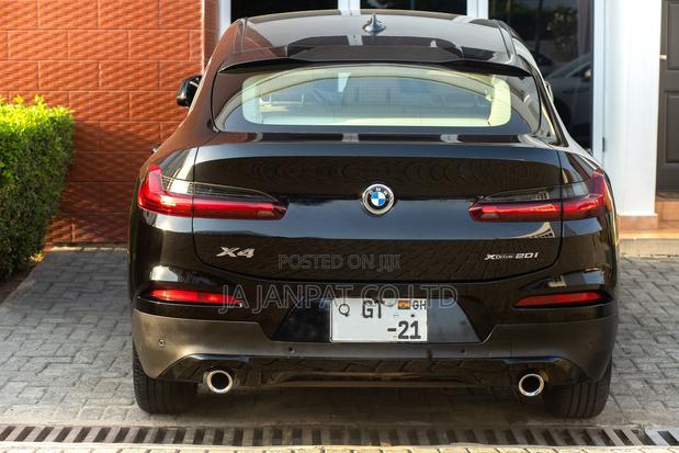 BMW X4 2021 Black photo 8