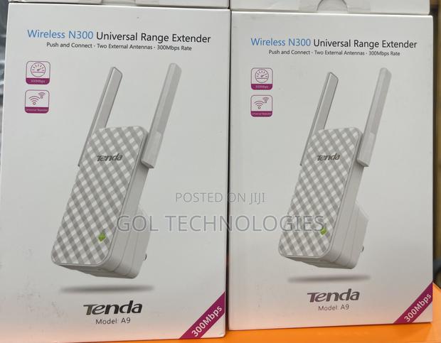 Wireless Range Extender or Wireless Repeater N300 · Photo 3