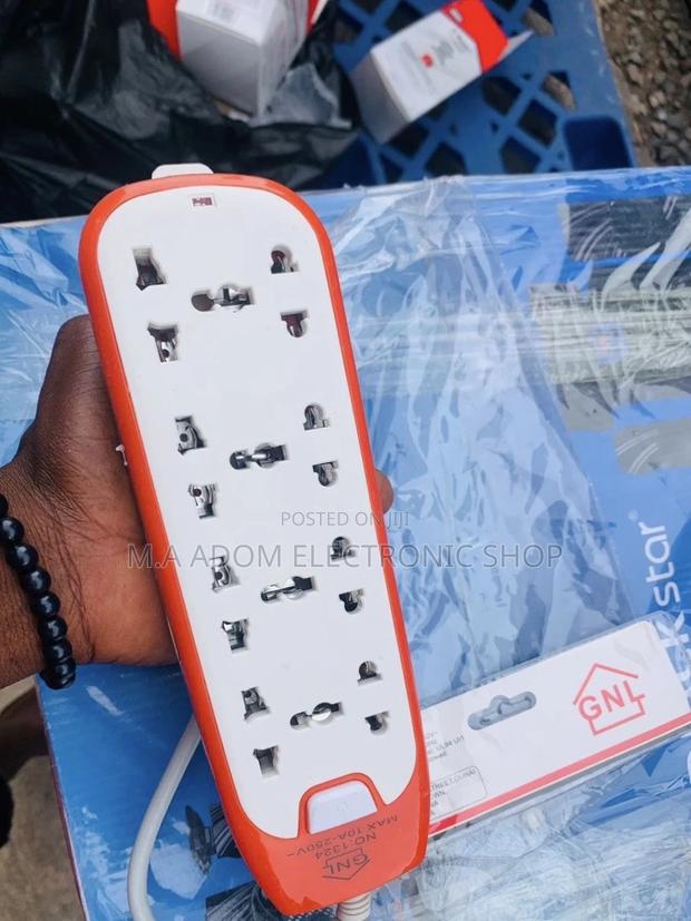 High Quality 4 Socket Extension Board. · Photo 2