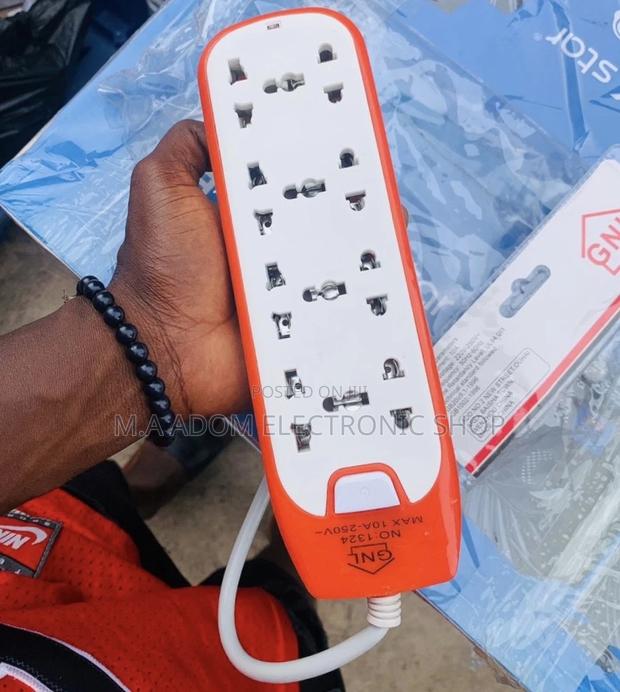 Quality 3 Socket Extension Board · Photo 2