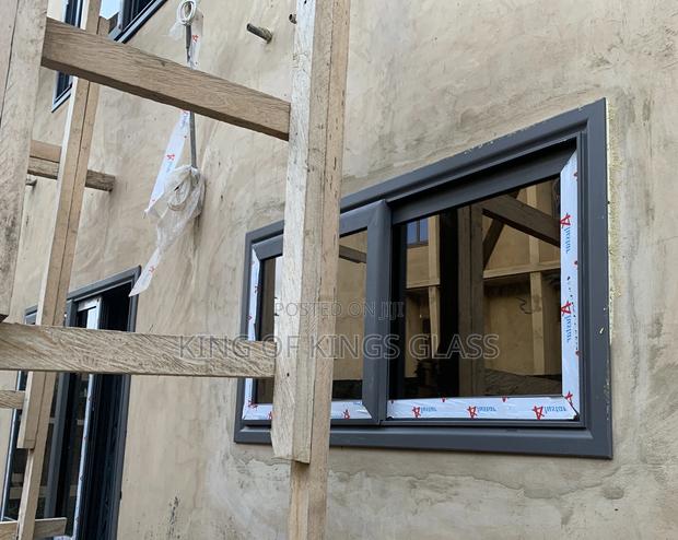 Ks50 Sliding Windows · Photo 4