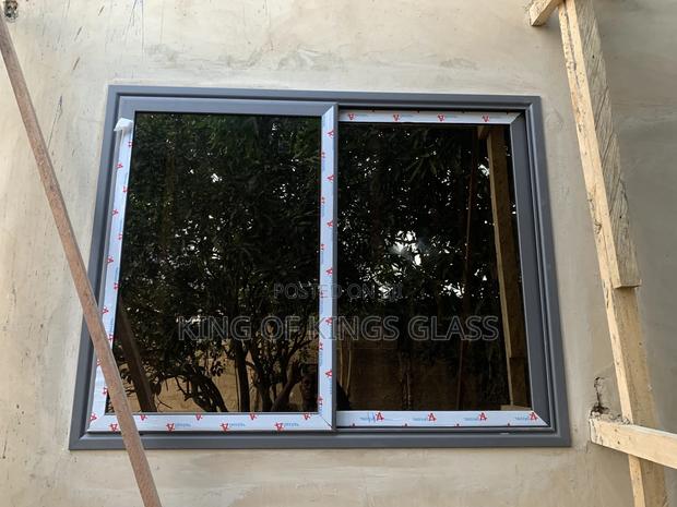 Ks50 Sliding Windows · Photo 2