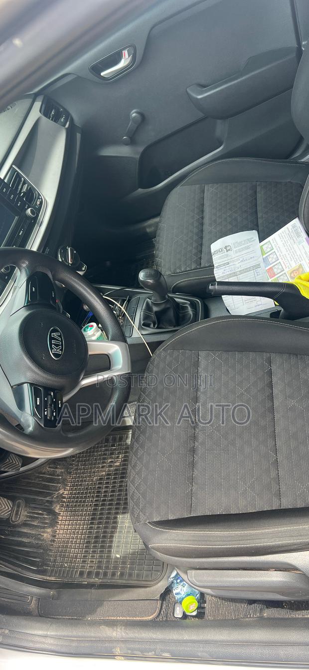 Kia Rio EX Sedan 2018 Silver photo 3