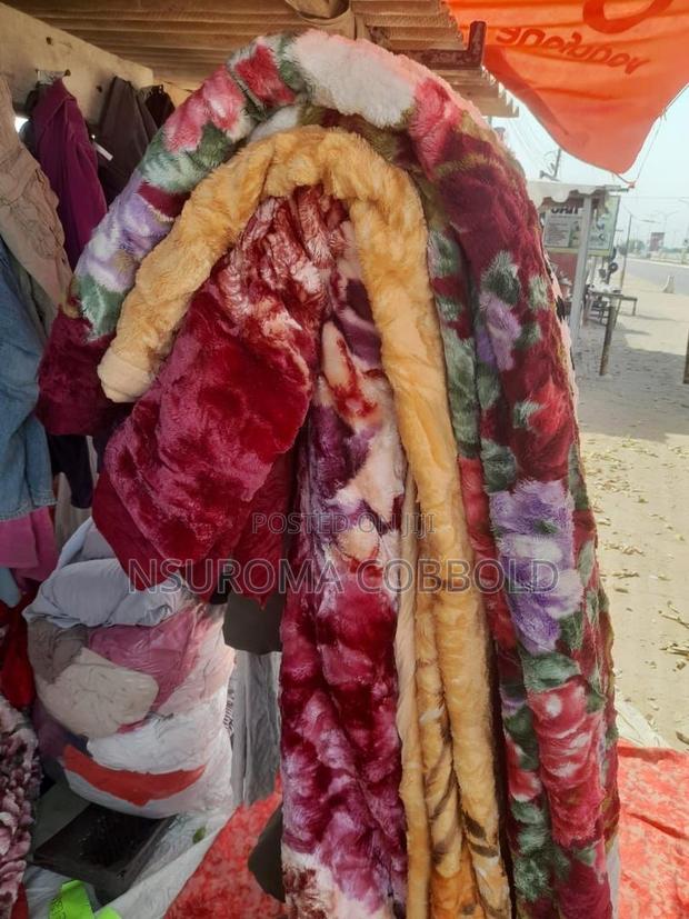 100% Cotten Blanket · Photo 2