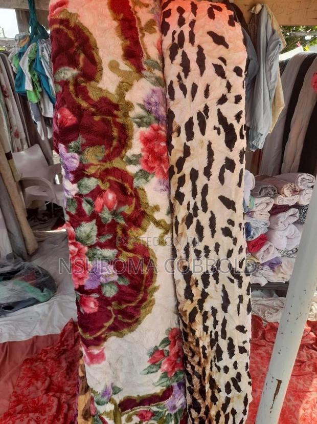 Fluffy Blanket · Photo 2