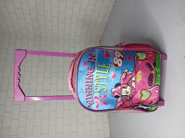 Pink Minnie Mouse Trolley Bag for 1-3 Years · Photo 4