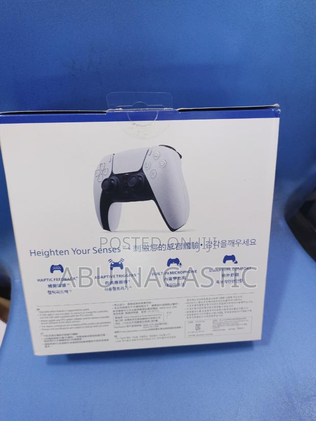 Sony Playstation PS5 Wireless Controller photo 3