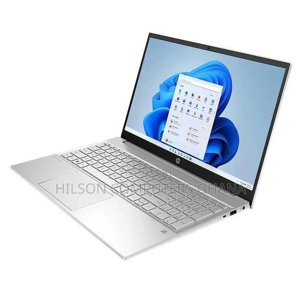 New Laptop HP Pavilion 15 16GB Intel Core I7 SSD 1T · Photo 2