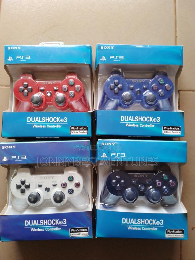 PS3 Game Pads · Photo 3