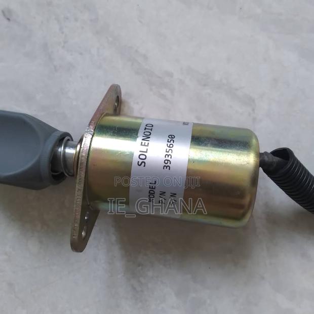 Fuel Shutoff Solenoid Valve · Photo 4