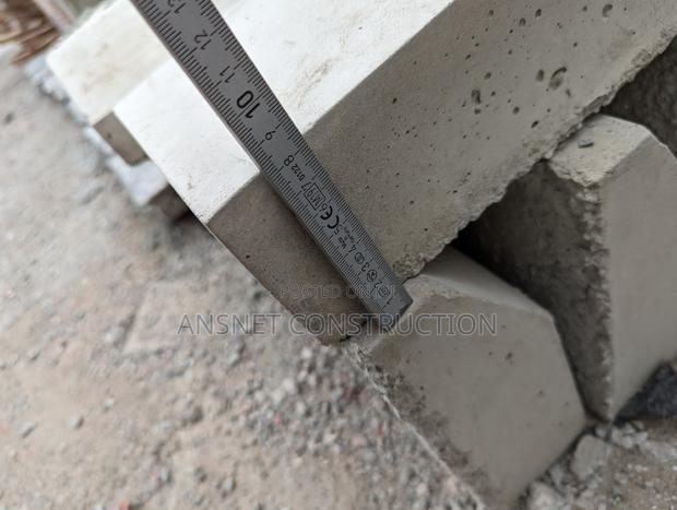 Pavement Kerbs or Garden Curves