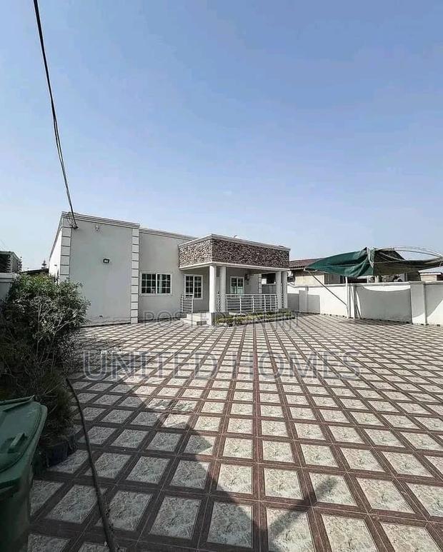 Furnished 3bdrm House in North Legon for sale · Photo 2