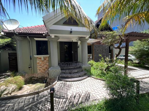 5bdrm Mansion in Wisa Groups, Accra Metropolitan for rent · Photo 2