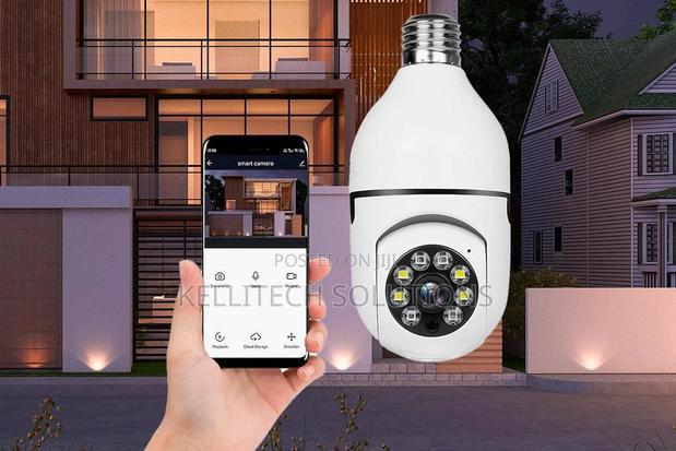 360 Degree Wifi CCTV Bulb Camera · Photo 3