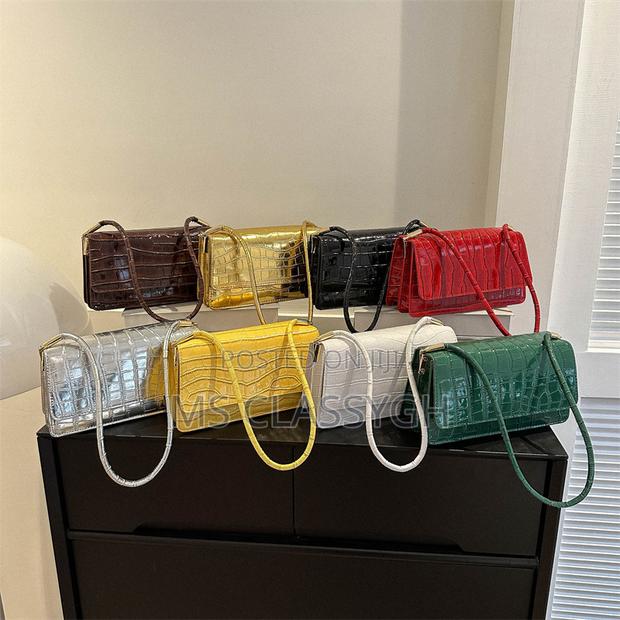 Crocodile Pattern Handbags Fashion Pu Leather Shoulder Bags · Photo 4