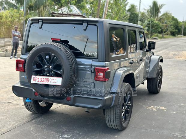 Jeep Wrangler 2023 Gray