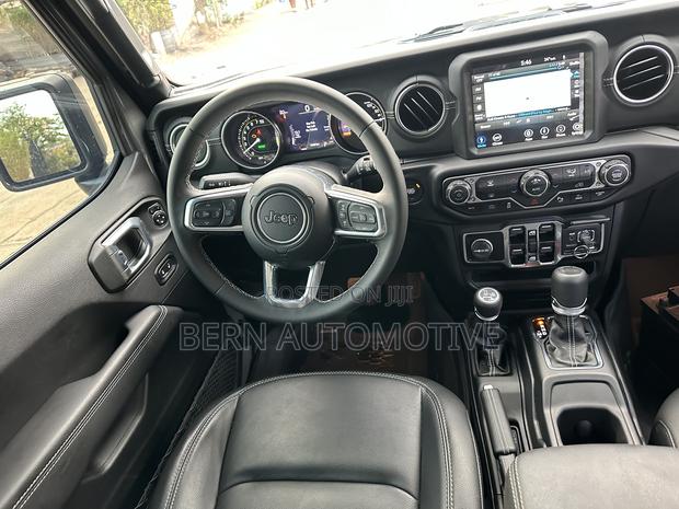 Jeep Wrangler 2023 Gray