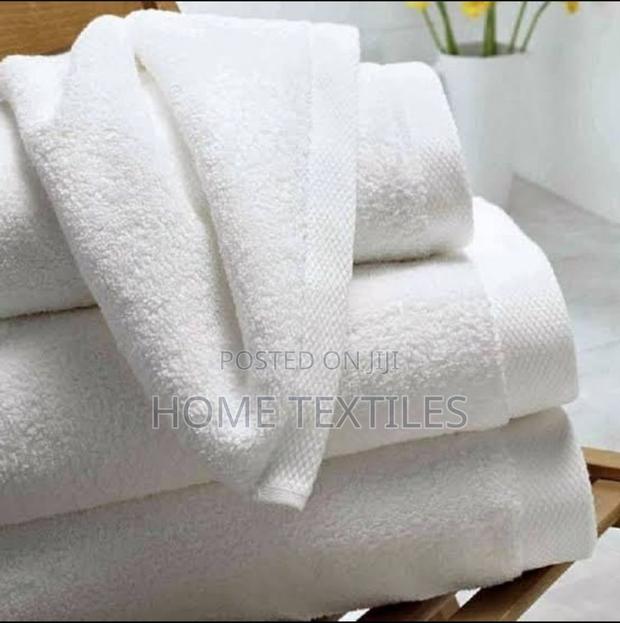 Hotel Bath Towels · Photo 2