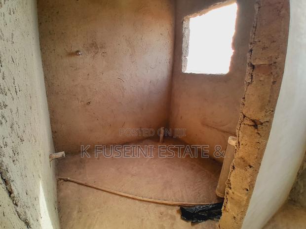12 Bedrooms Apartment For Sale At Kenyasi Adwumam, Kumasi photo 12