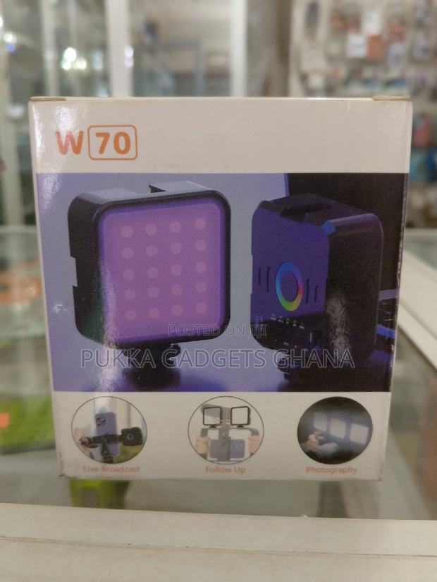 Desiontol Mini Powerful Rechargeable RGB Light · Photo 2