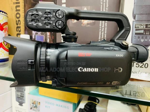 Latest Canon Xa30 Professional Handheld Video Camera. · Photo 2
