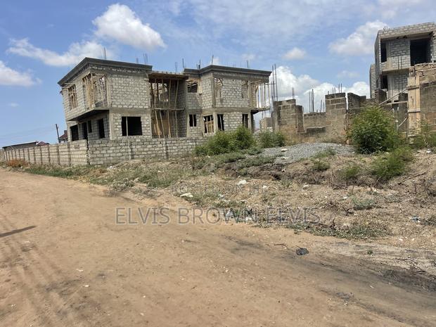 Do Call if You Want a Plot of Land to Buy at Trasacco Area · Photo 4